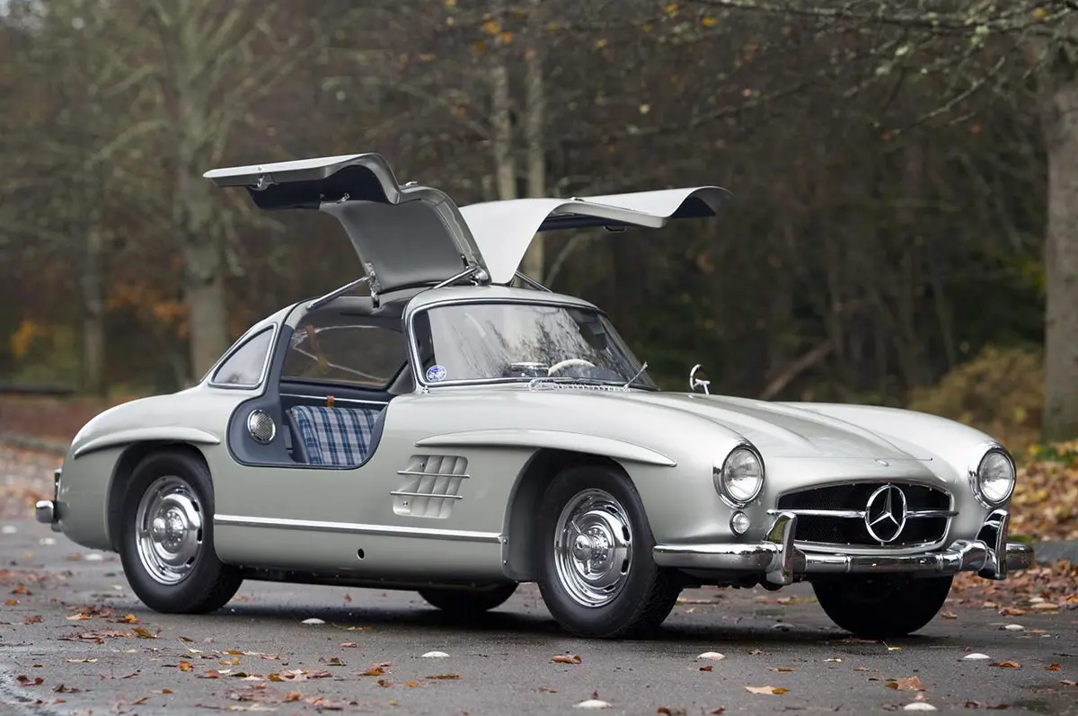 18 greatest gullwing cars