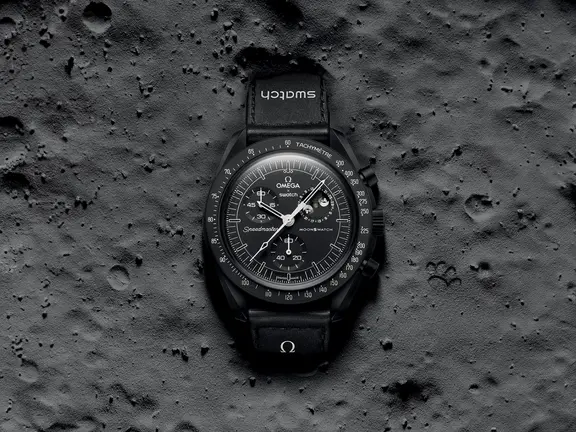 Black snoopy moonswatch mission to the moonphase feature image