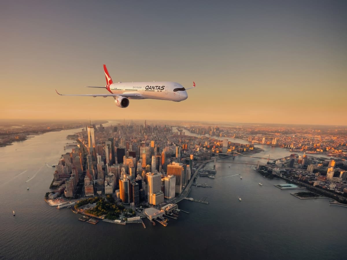 A350 1000ulr qantas project sunrise new york flyover