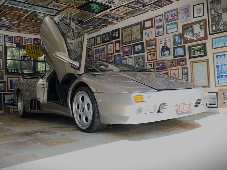 Darryn lyonds rod stewart's 1998 lamborghini diablo roadster 0000 lamborghini diablo in darryn lyon's garage