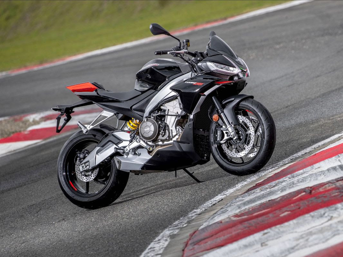 Aprilia Combines Naked And Sport For The Tuono 660 Man Of Many