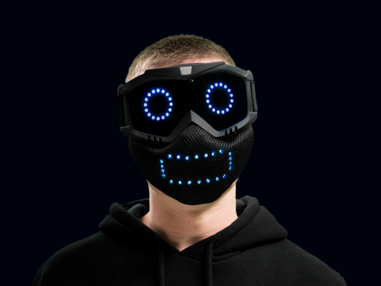 Qudi Unveils World First Emotional Led Mask Man Of Many