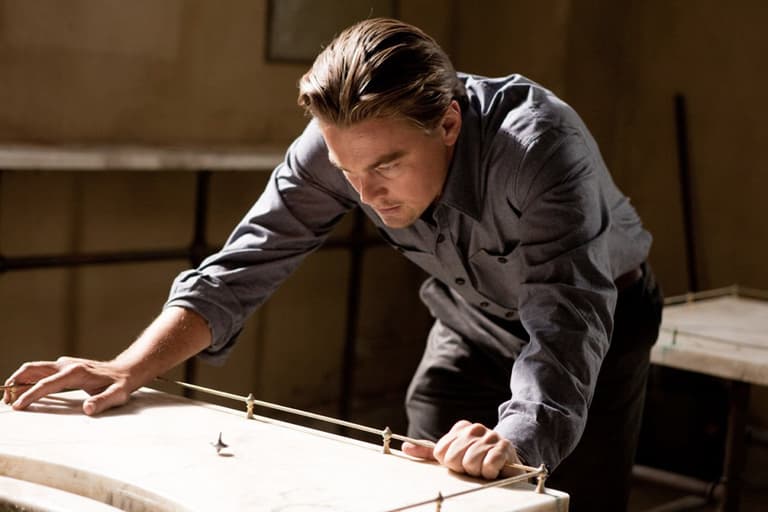 Best Thrillers on Netflix 2