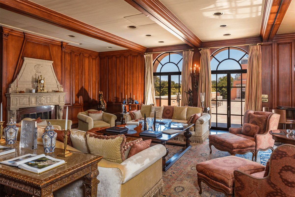 Interior of William Randolph Hearst's LA mansion
