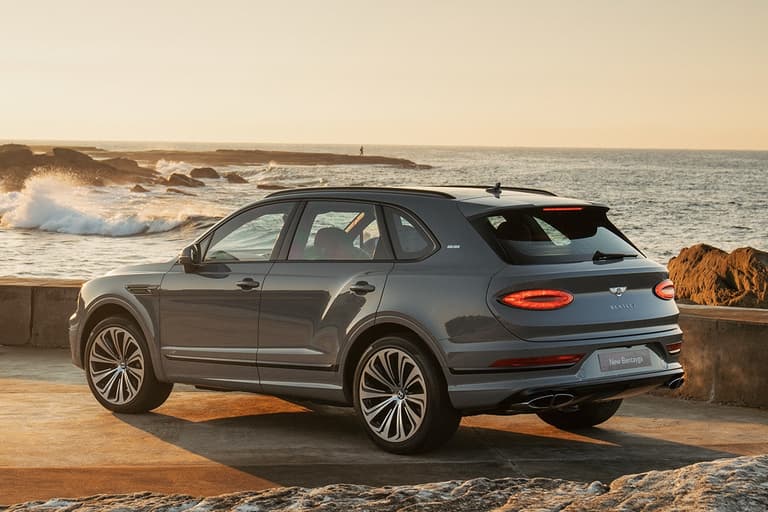 Bentley bentayga v8 3