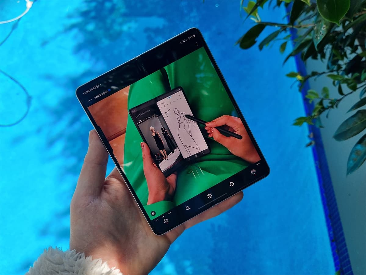 Samsung galaxy z fold 3 feature image 1