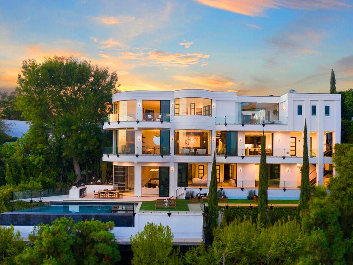 15 diddy la home for sale