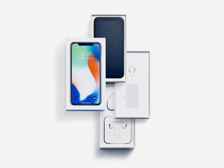 4 apple removes accessories