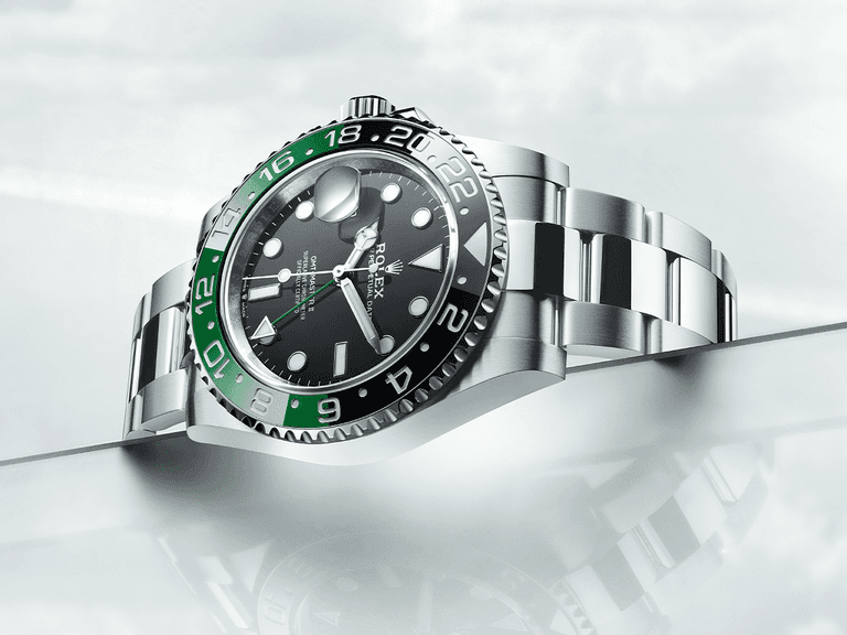 Oyster perpetual gmt master ii feature