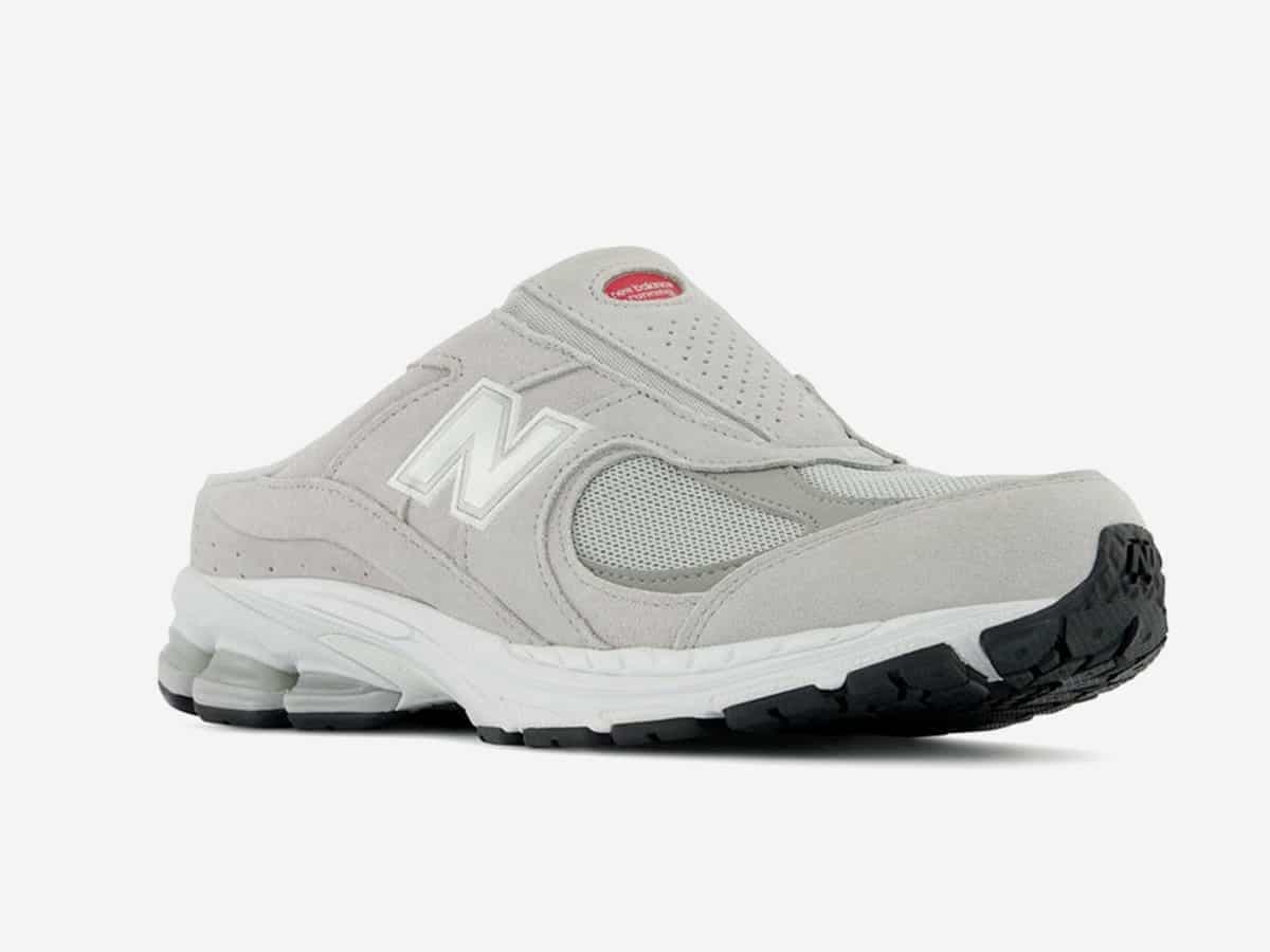 New balance 2002r mule 2