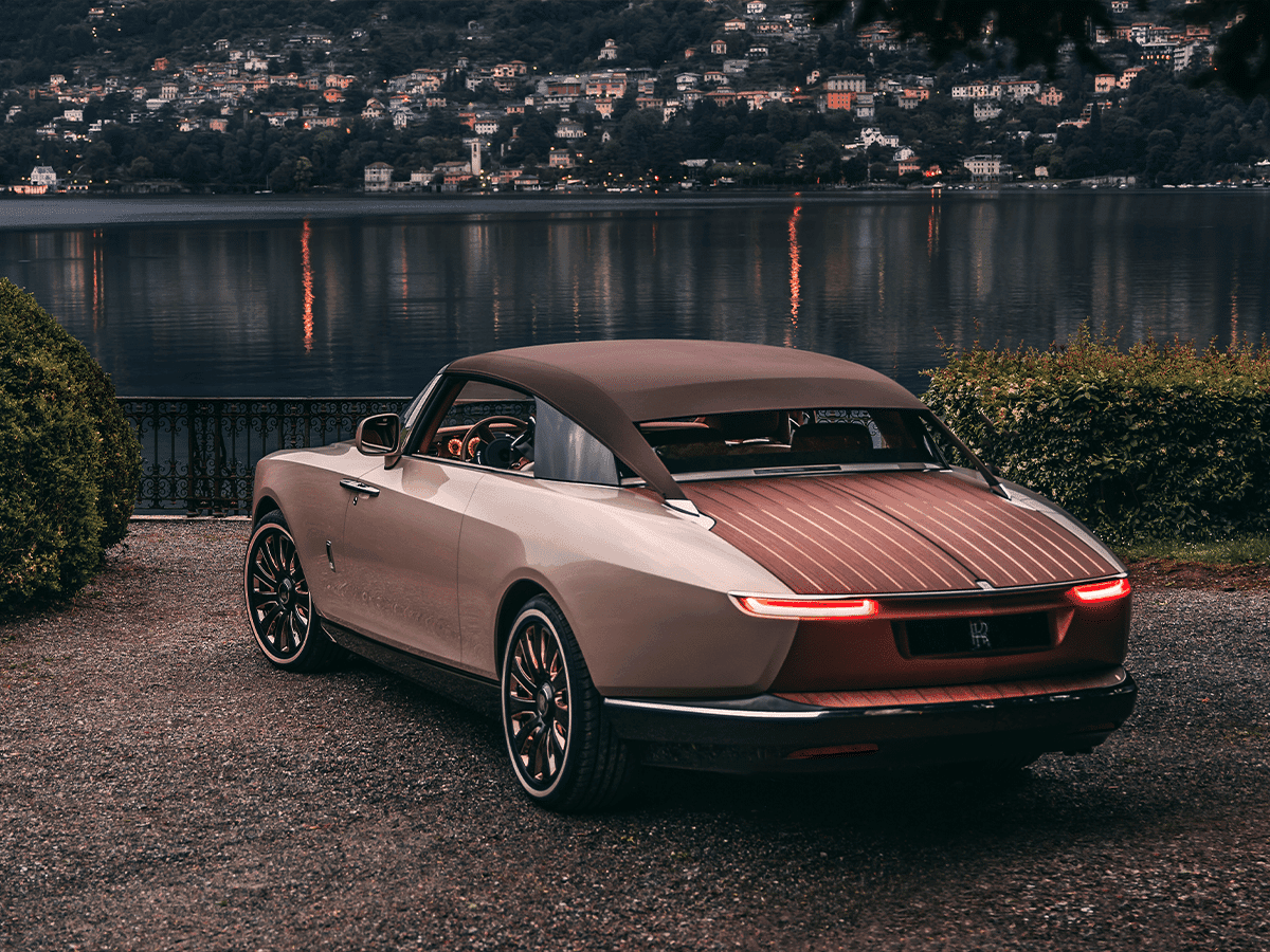 Rolls royce boat tail pearl feature