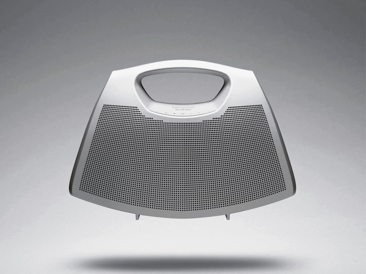 Bang olufsen speaker bag in white