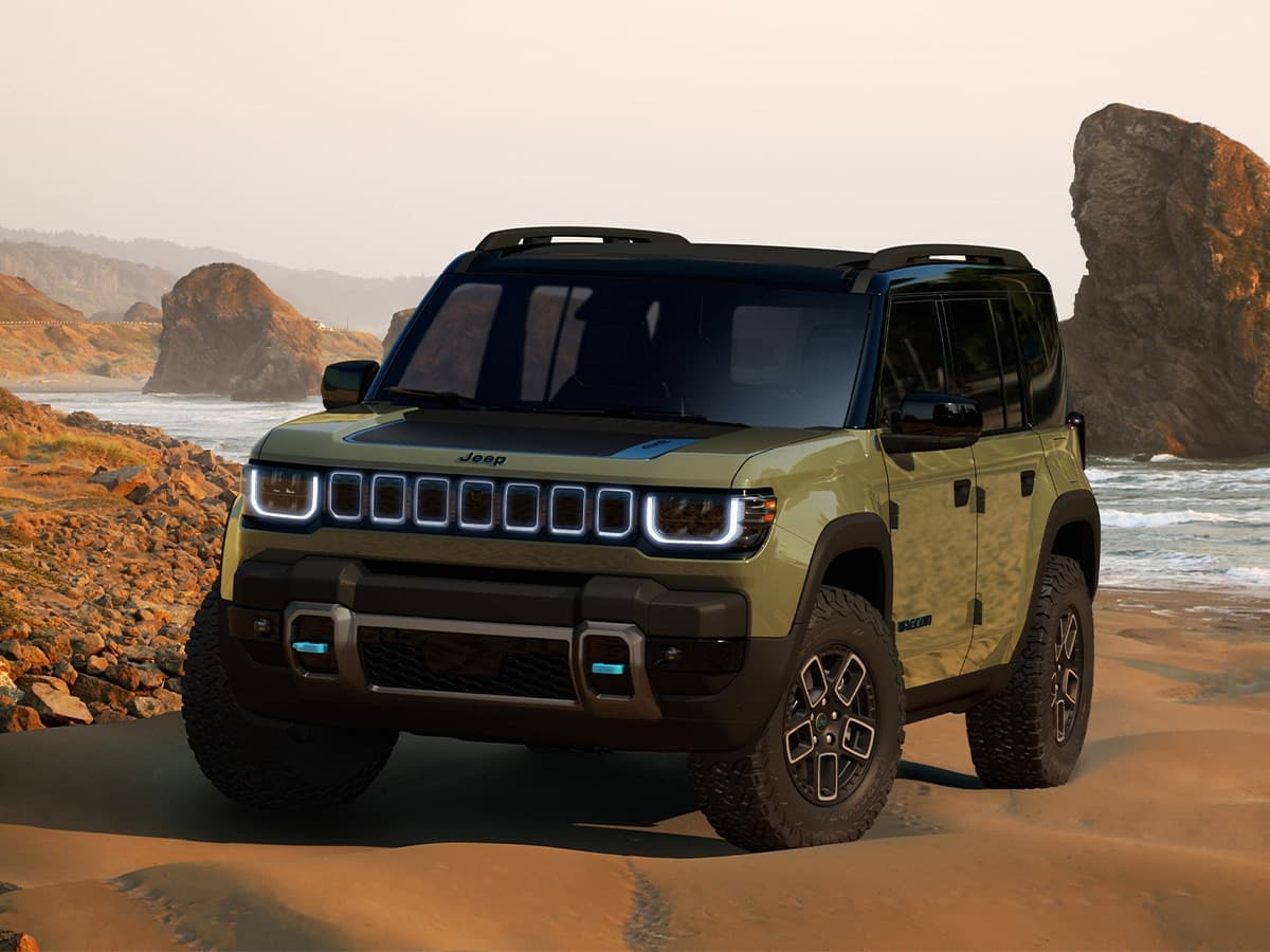 Jeep recon in khaki