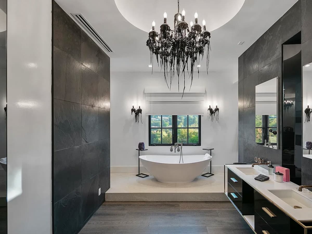The Kid LAROI Home Encino Los Angeles