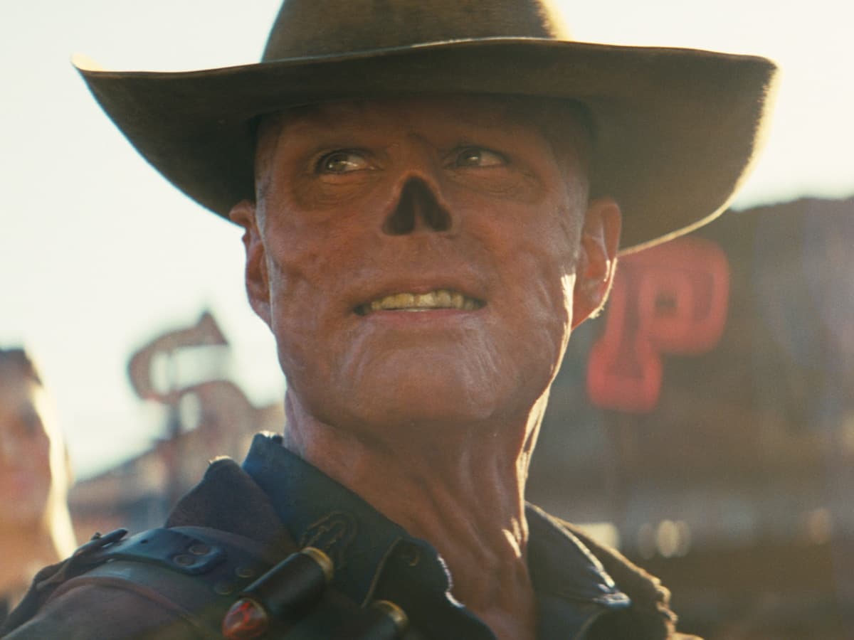 Fallout first look walton goggins the ghoul