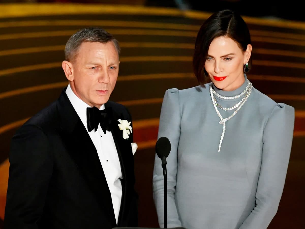 Daniel craig charlize theron getty images