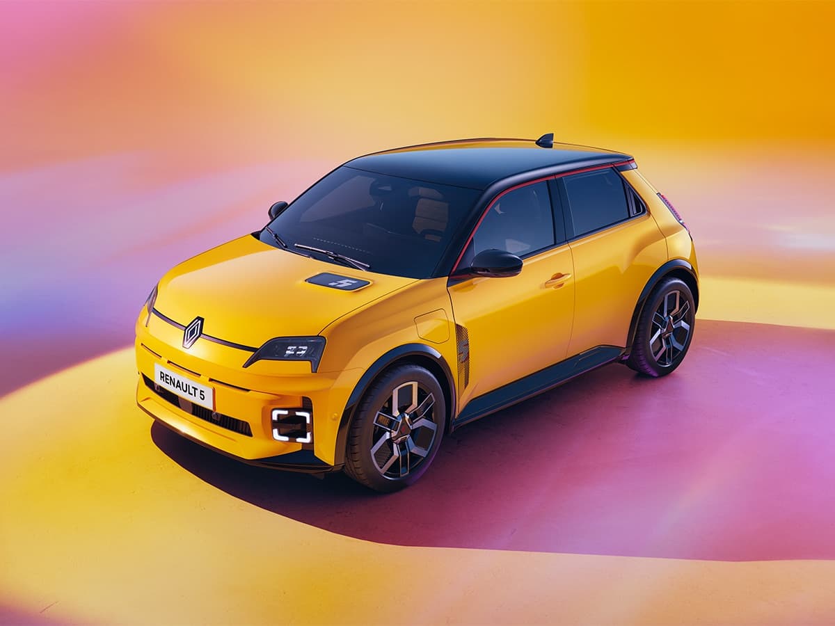 Electric renault 5 feature