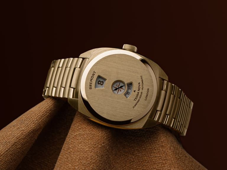 Bremont Terra Nova Jumping Hour Bronze | Image: Bremont