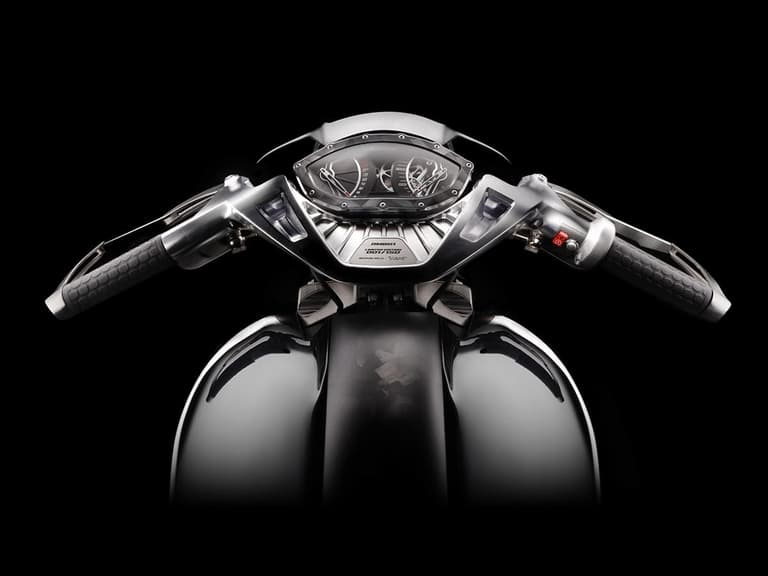 https://www.richardmille.com/page/rmb01
