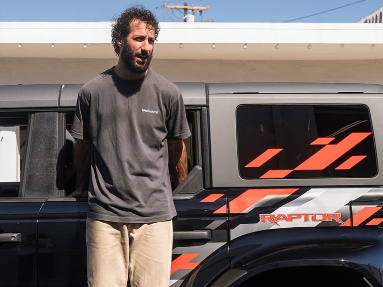 Daniel ricciardo with ford bronco raptor