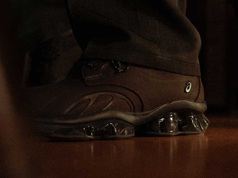 Asics gel kinetic sp on foot