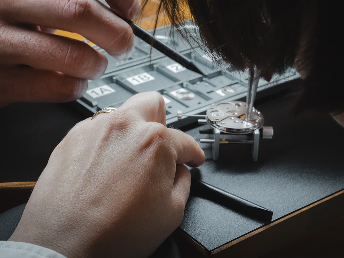Kalmar Antiques Launches Watchmaking Workshop | Image: Nicholas Hall