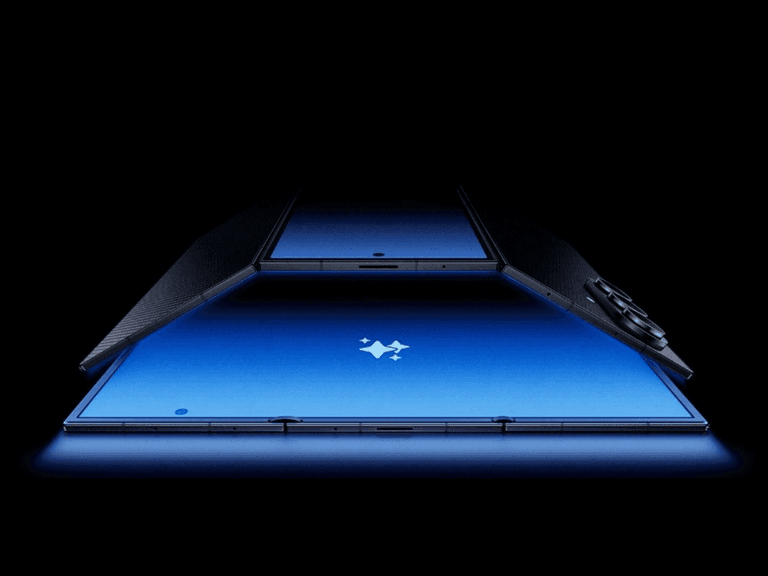 Samsung Galaxy 7 TriFold