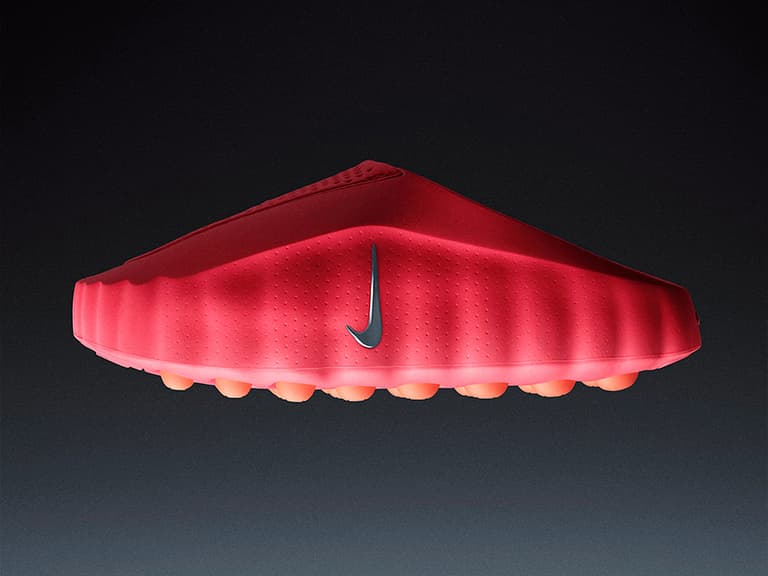 Nike mind 001 in red