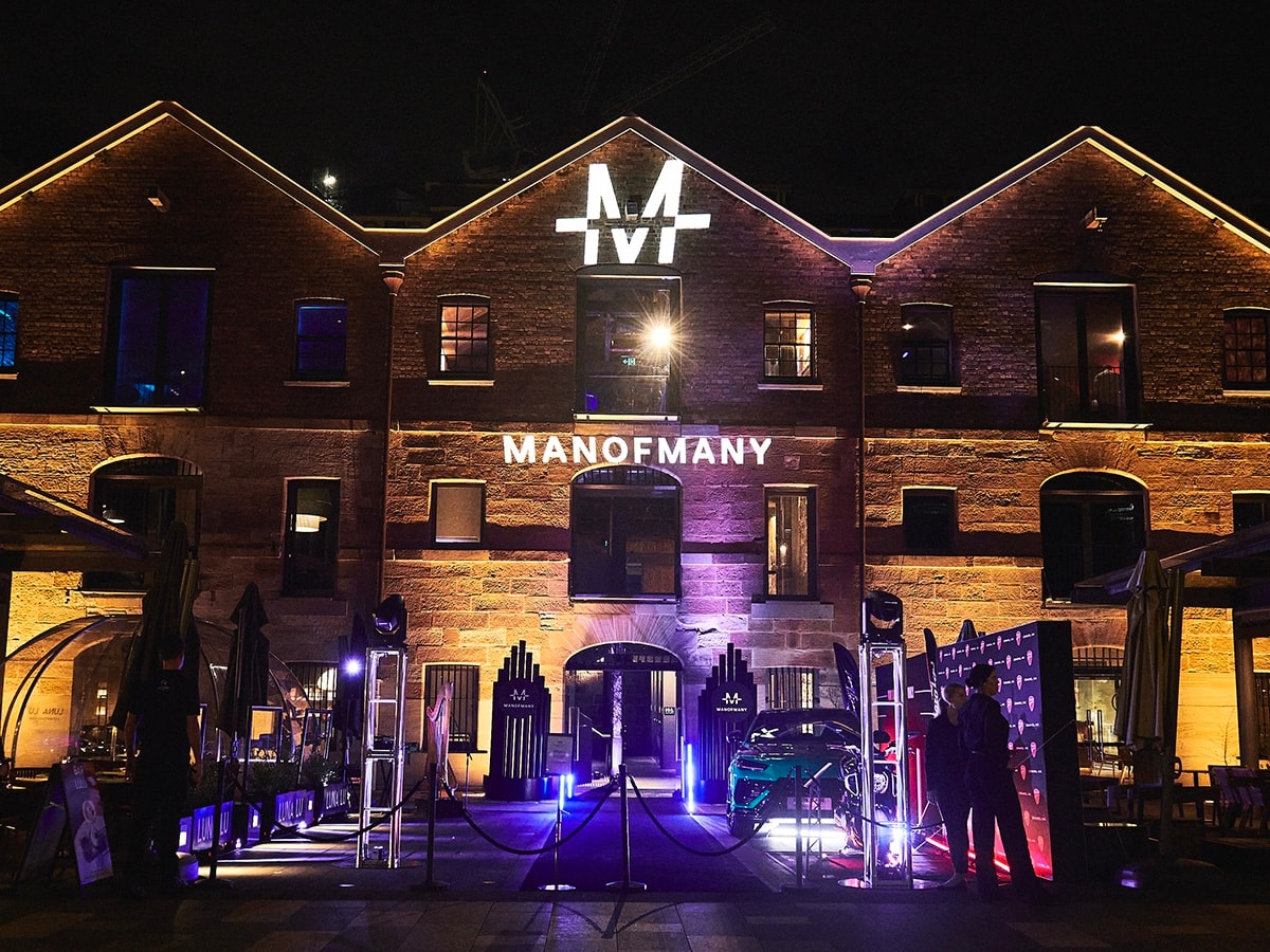 Man of many 10y party feature 2 copy