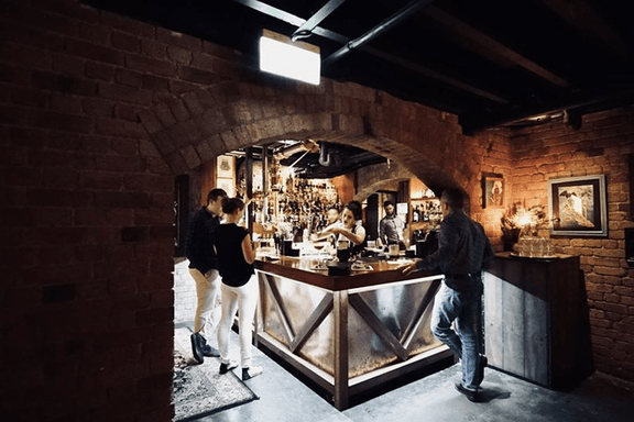 the best whisky bars in brisbane - The Walrus Club