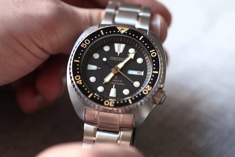seiko turtle prospex diver watch