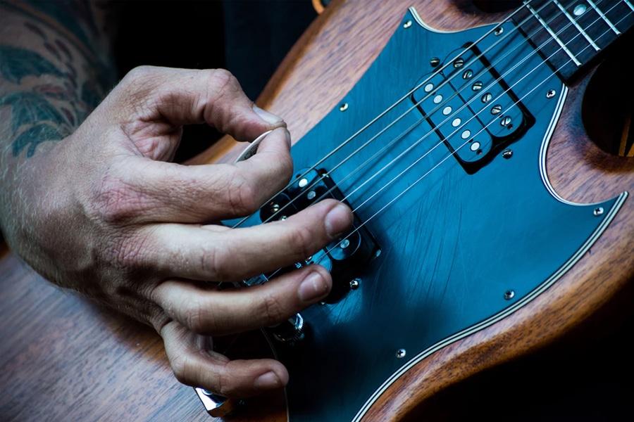 13 best rare and vintage guitar