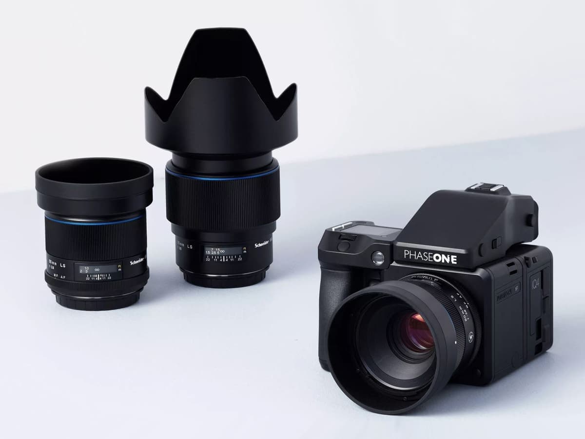 phase one digital camera with lens