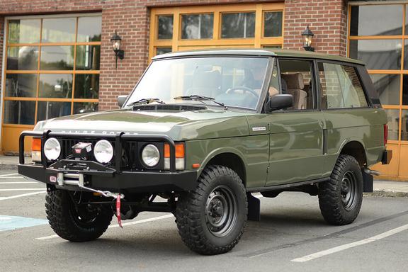 land rover vehicle