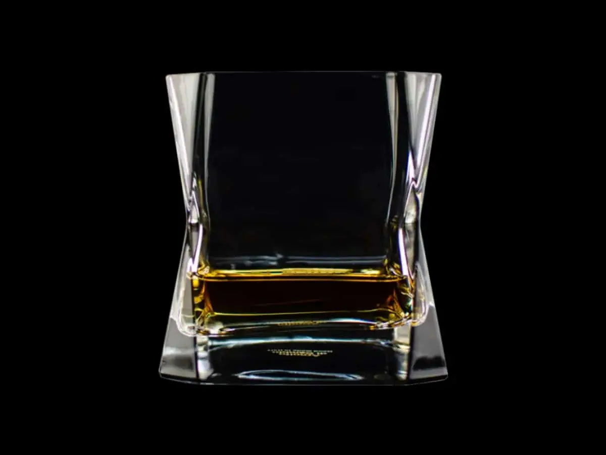 A Blade Runner Glass filled with a shot of whiskey