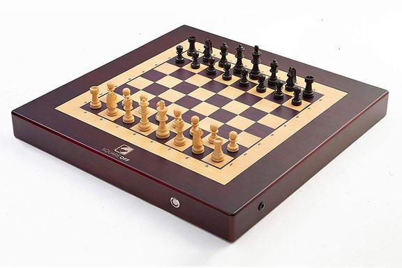 Square Off Chessboard side