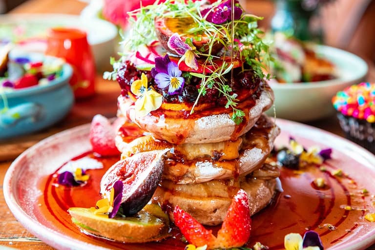 Best Bondi Cafes for Breakfast and Brunch