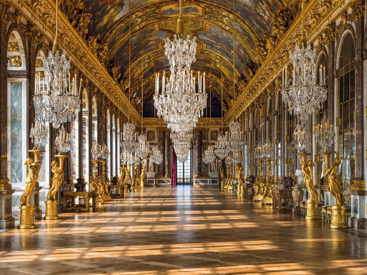 Stay at the palace of versailles 1