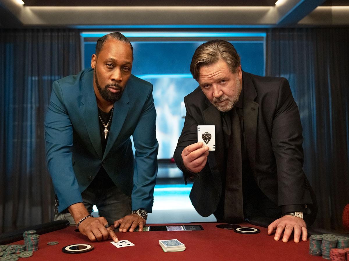 RZA and Russell Crowe in 'Poker Face' (2022) | Image: Stan