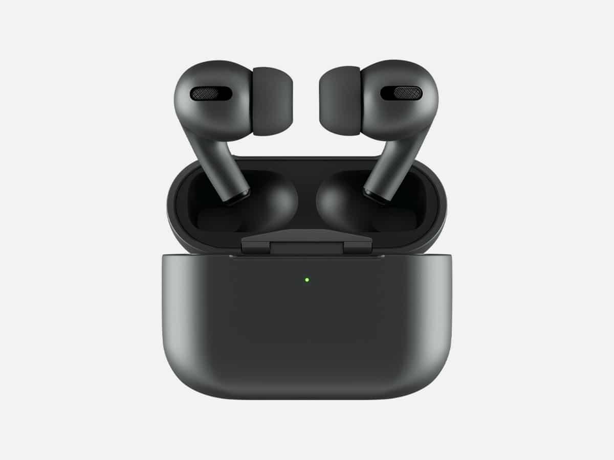 Black Apple Airpods and case