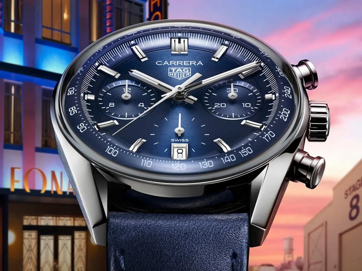 Tag heuer carrera chronograph 39 mm blue