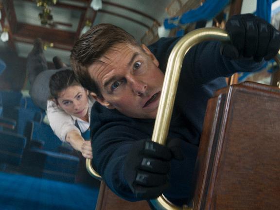 Tom Cruise and Hayley Atwell in 'Mission: Impossibe Dead Reckoning Part One' (2023) | Image: Paramount Pitctures