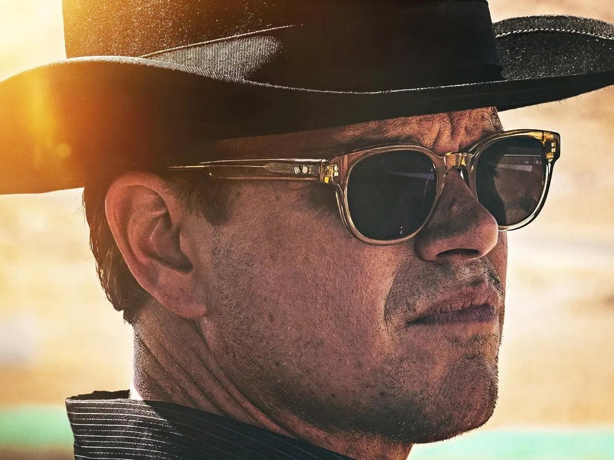 Matt Damon wearing Sunglasses in Ford v Ferrari