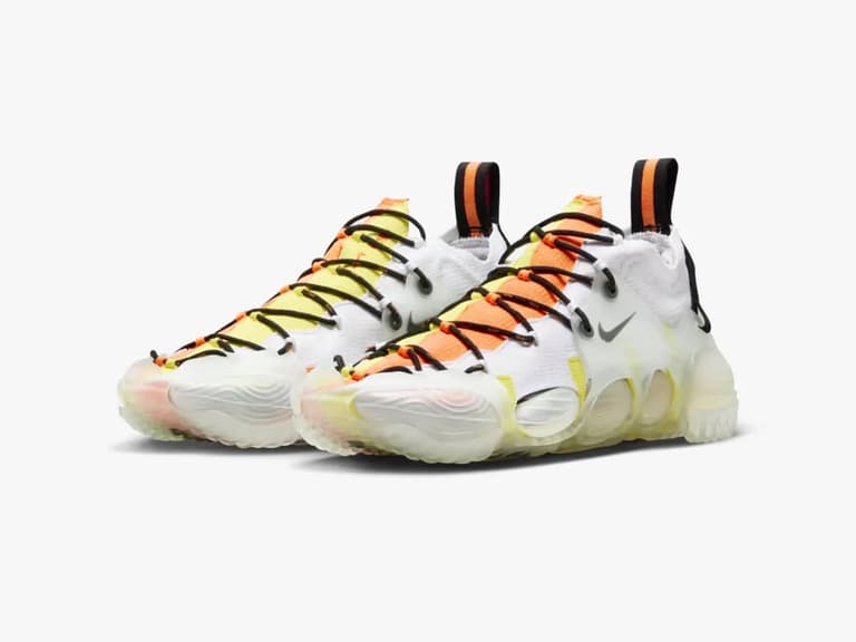 Nike ISPA Link Axis 'Total Orange and Sonic Yellow' | Image: Nike