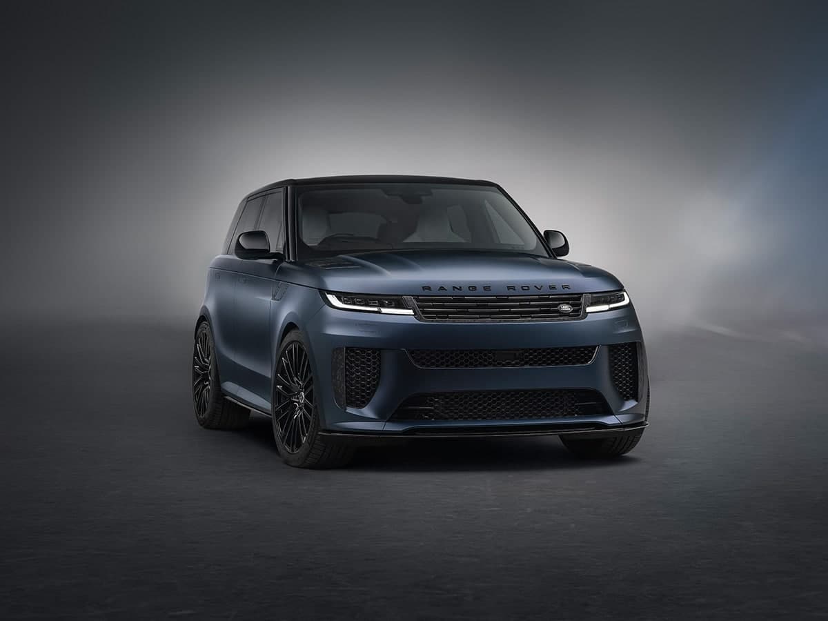 Range rover sport sv edition two in nebula blue front end