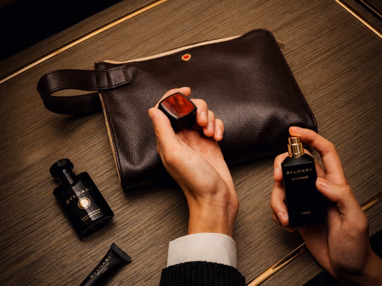 Emirates bulgari amenit kits for first and business class customers 6