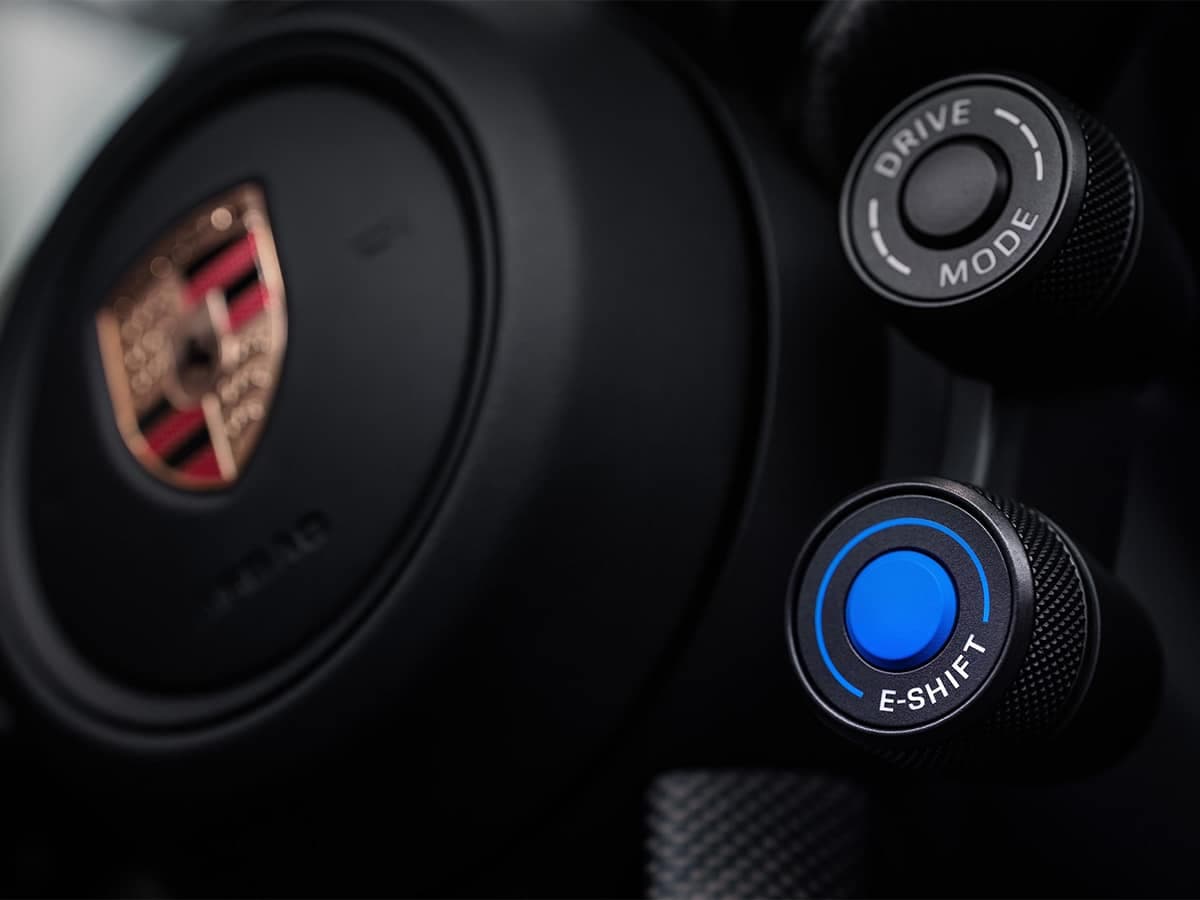 Porsche e shift 2
