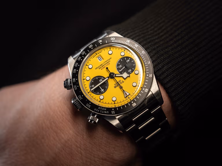 Tudor black bay chrono 39 bumblebee 1