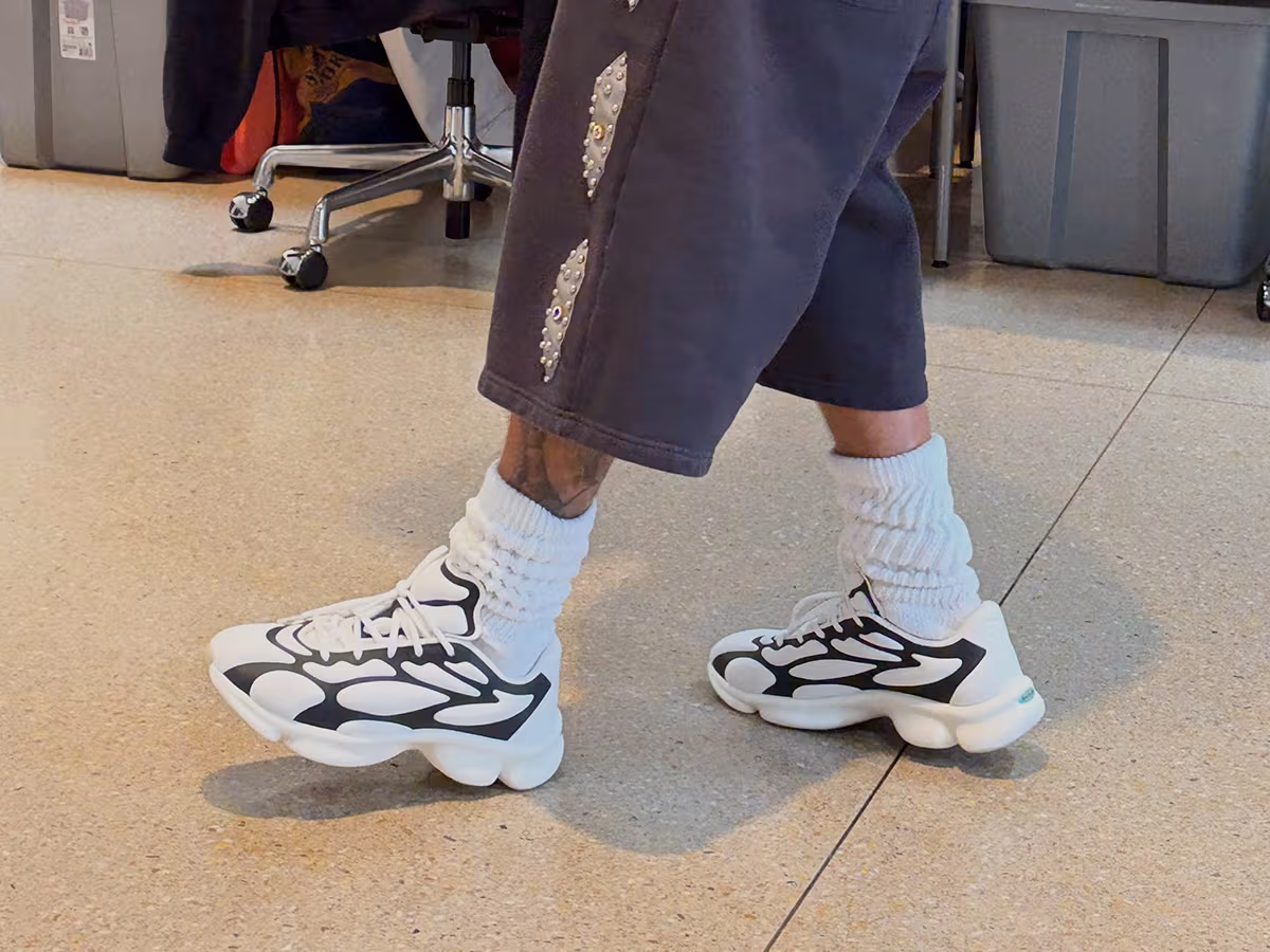 Justin bieber skylrk sensory runner feature