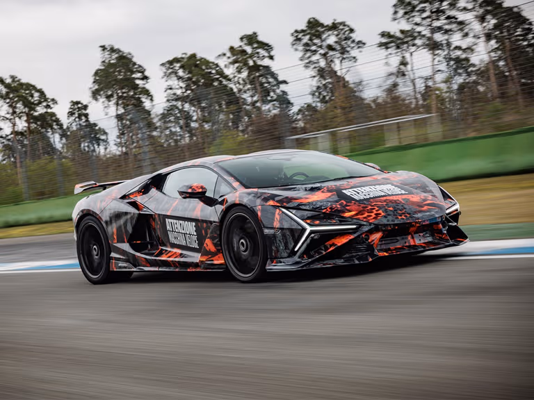 Lamborghini revuelto sv 0005 record lap at the hockenheimring - lamborghini revuelto sv 1